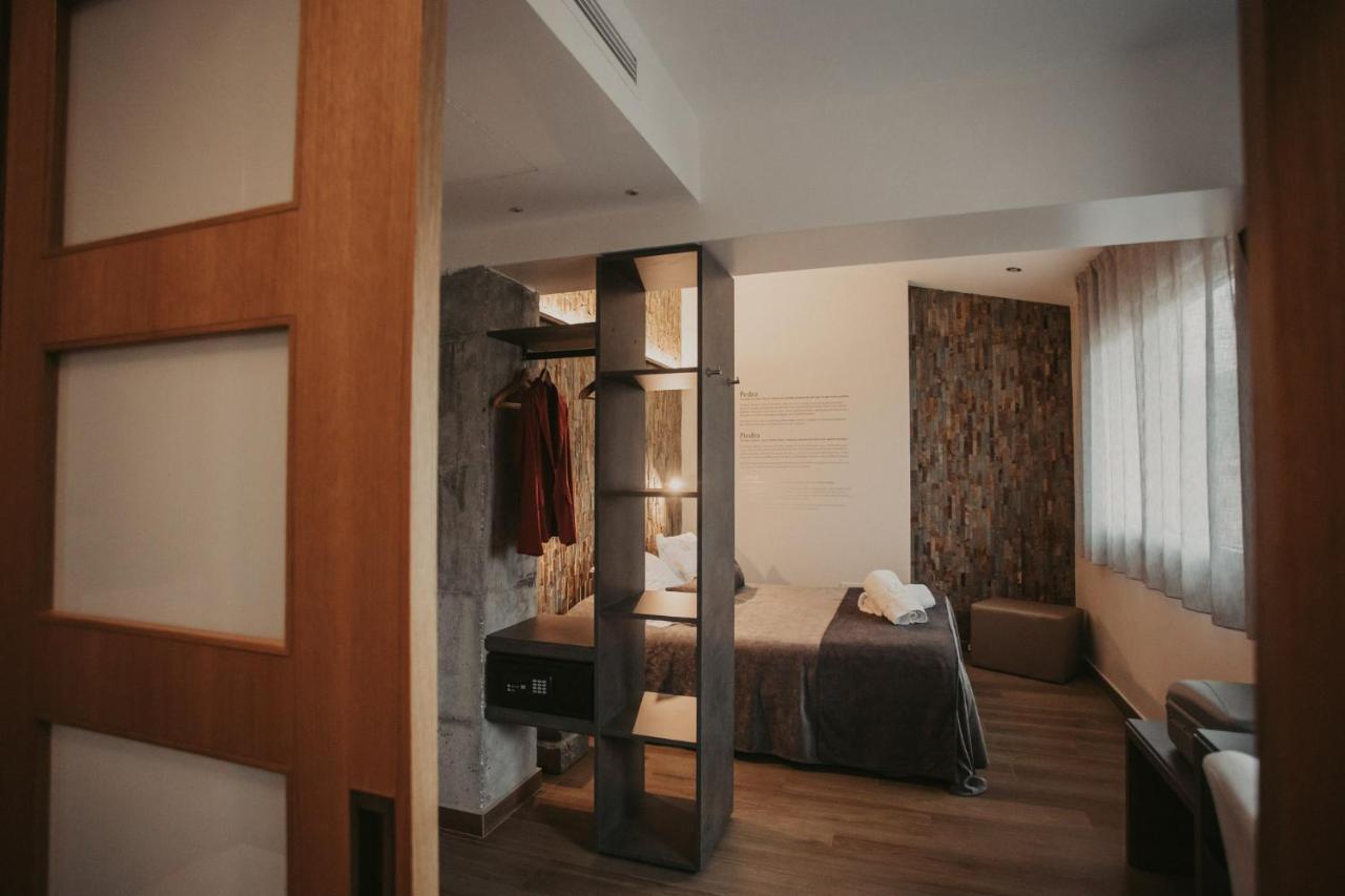 ריפול La Trobada Hotel Boutique מראה חיצוני תמונה